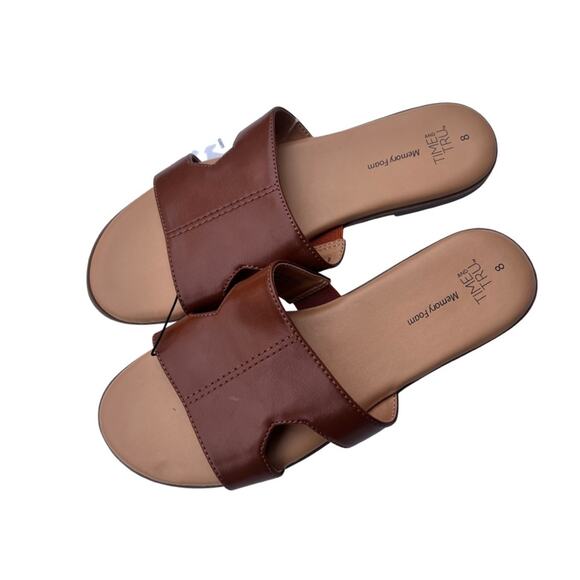 Time and Tru Women's Slip On Low Heel Sandals  NWT Sz 8 - Picture 1 of 13